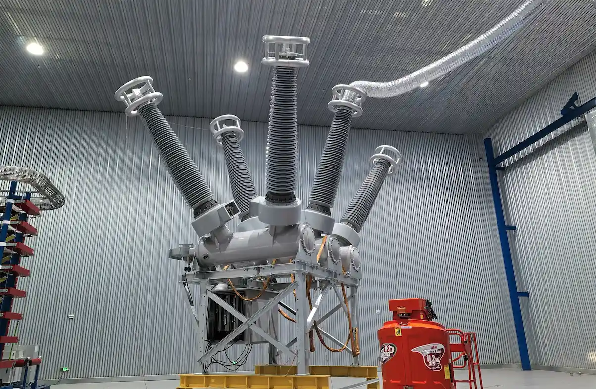 Баковый выключатель Sieyuan LW58A-252 230 кВ для ОРУ крупного центра обработки данных в США